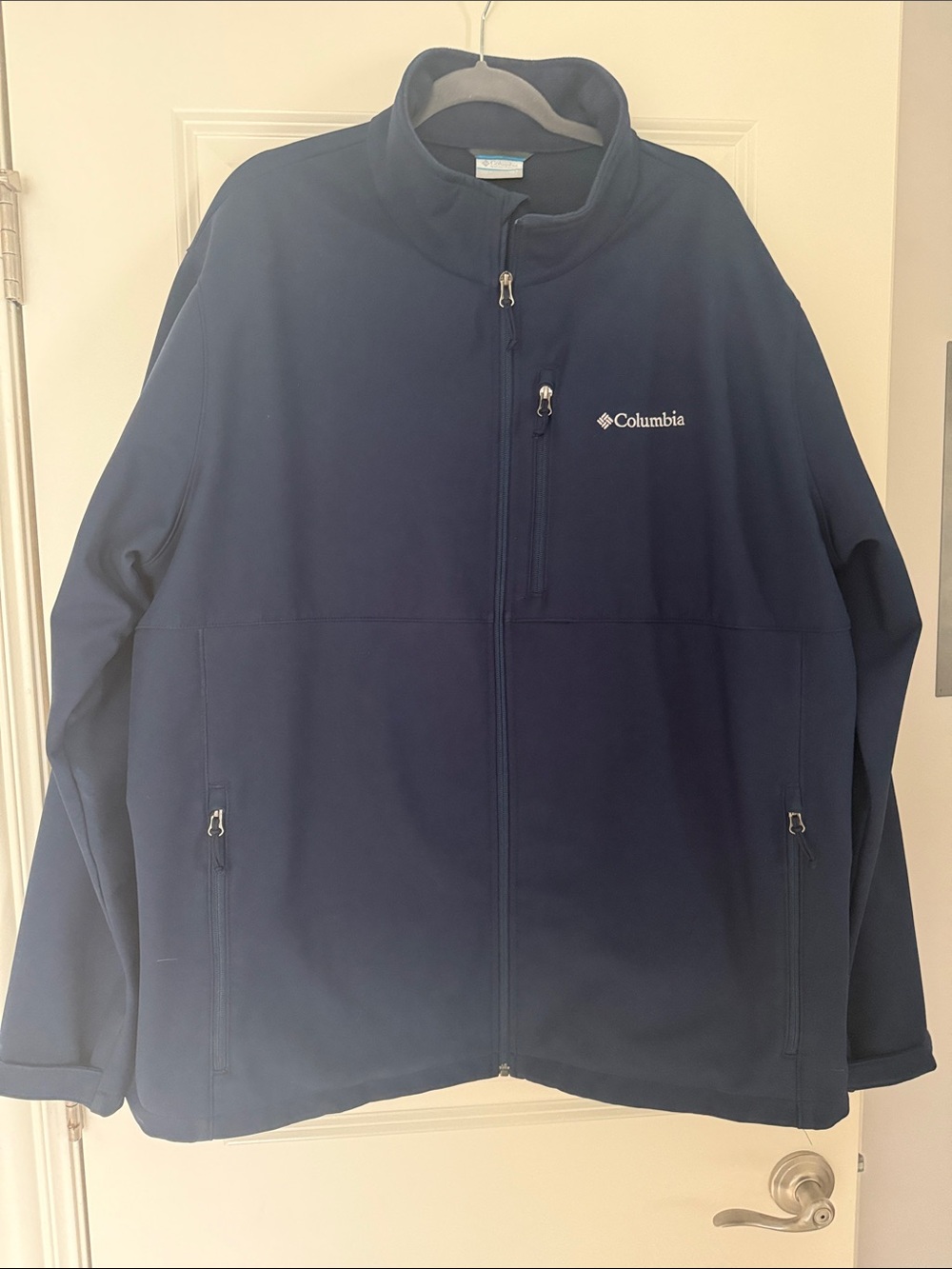 Columbia Men's Navy Full-Zip Softshell Jacket